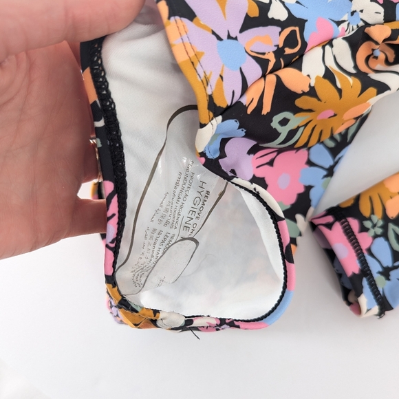 Baby Girl Swimsuit Bundle Cotton On and Baby Gap Size 3T - Picture 5 of 6